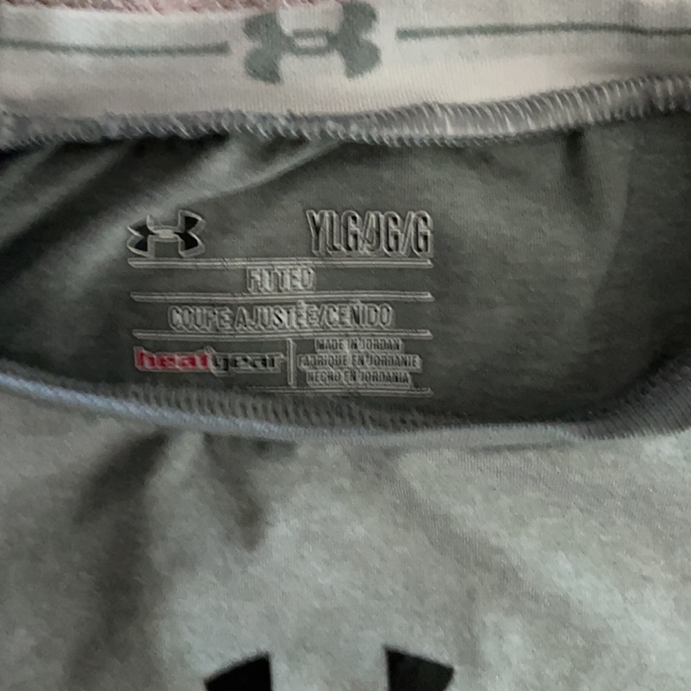 Under Armour  Y LG - Picture 2 of 3